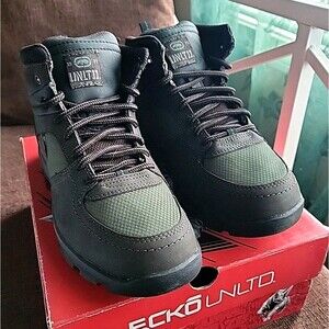 Ecko Unltd Junior Boys Hiking Boot Brown & Green Size 5 - NEW IN BOX